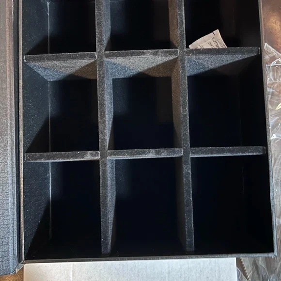 Nora Fleming M4 9 Piece Keepsake Box - Picture 3 of 4